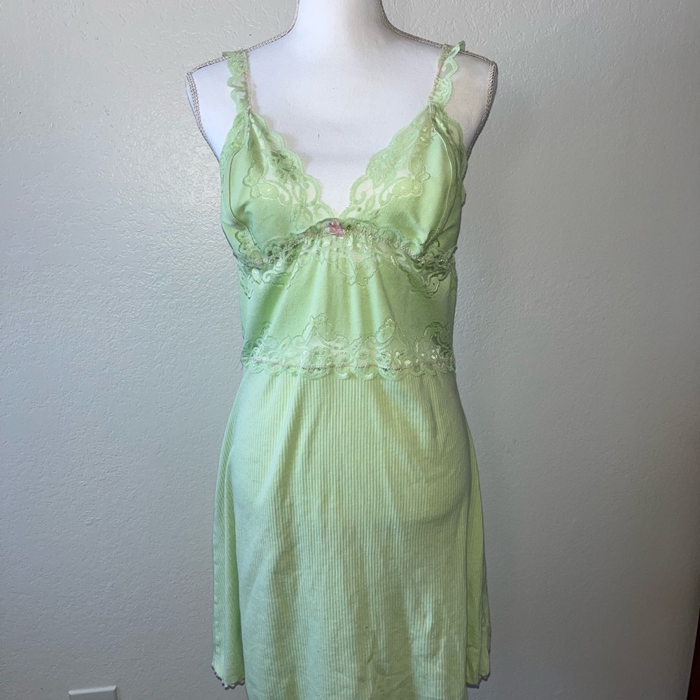 Hillard & Hanson Green slip with pink Lace Detail